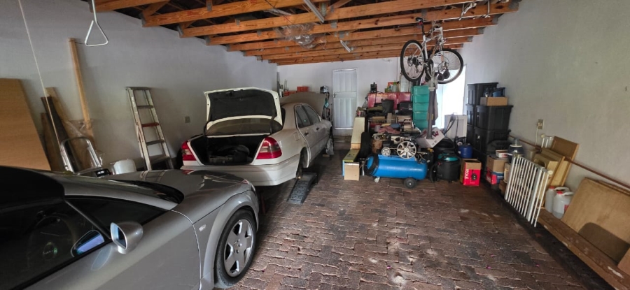 5 Bedroom Property for Sale in Wilkoppies North West